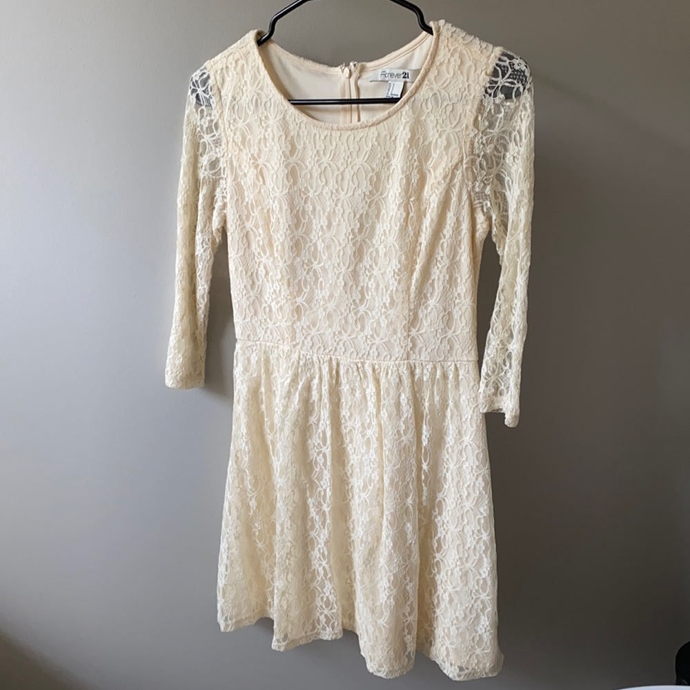 3/4  Lacy Dress